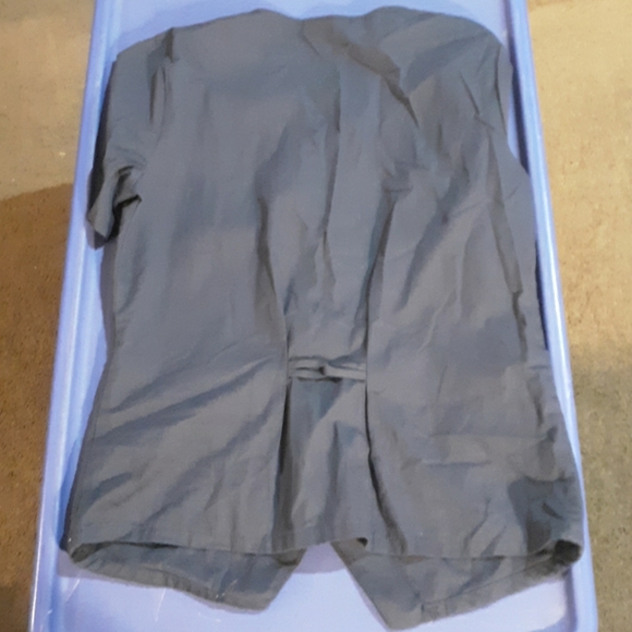 Scrub jacket - Picture 2 of 2